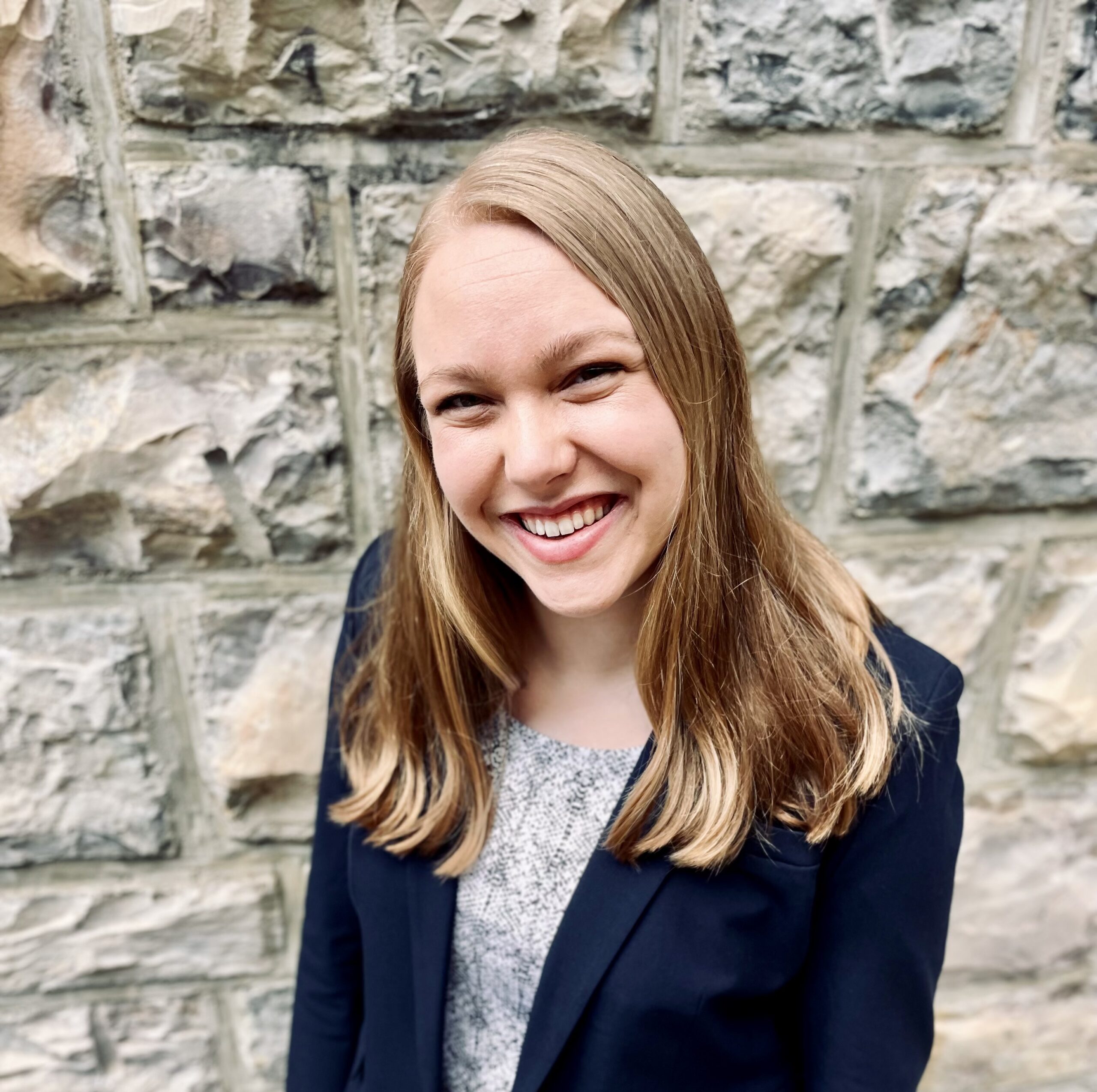 Mackenzie Perry Headshot