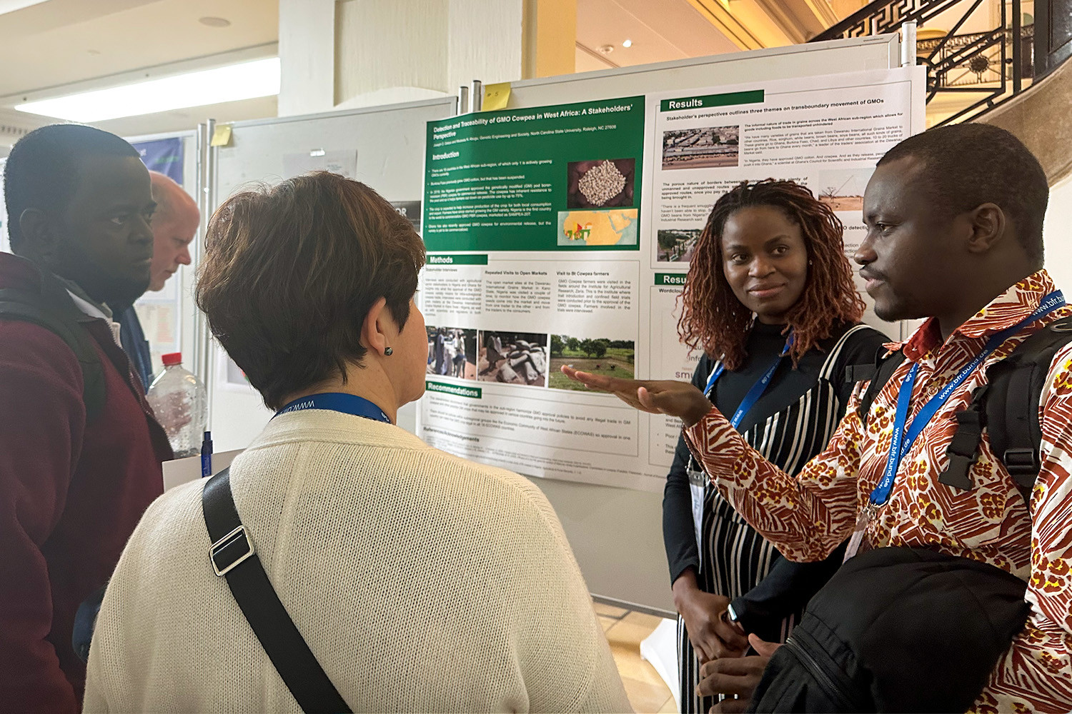 Joseph Gakpo and Modesta Abugu presented their poster "Detection and Traceability of GMO Cowpea in West Africa: A Stakeholder's Perspective" at the International Conference on GMO Analysis and New Genomic Techniques. March 2023.